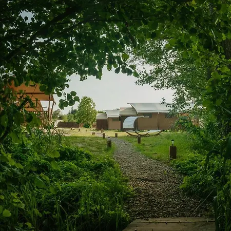 Freedolina Glamping *