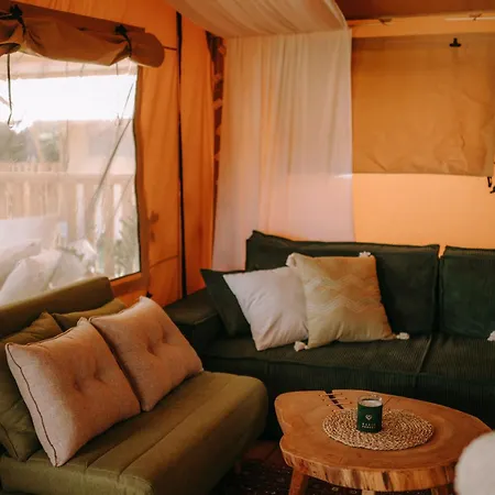 Freedolina Glamping Lowyn